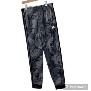 ADIDAS | Youth Size XL (18-20) ADIDAS Black & White Camouflage Athletic Pants